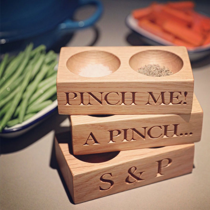 Salt & Pepper Pinch Pot, Oak-1