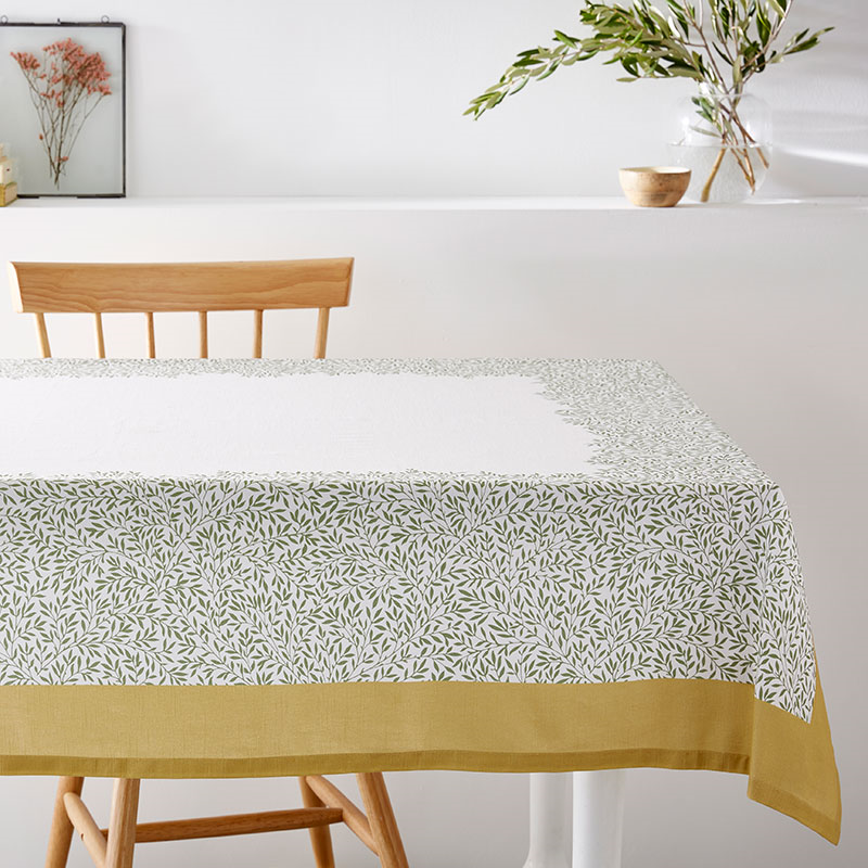 Morris & Co Tablecloth, 180cm x 130cm, Strawberry Thief-2