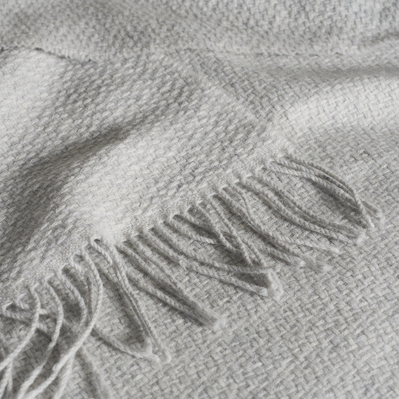 Chepstow Cashmere Blend Throw, 140 x 200cm, Grey-1