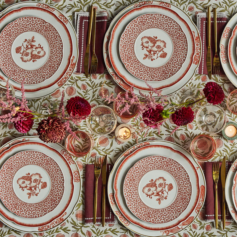 Alana Tablecloth, 150 x 315cm, Pomegranate-5