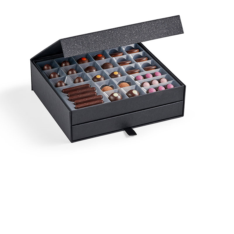 The Dark Chocolate Cabinet, 820g-0