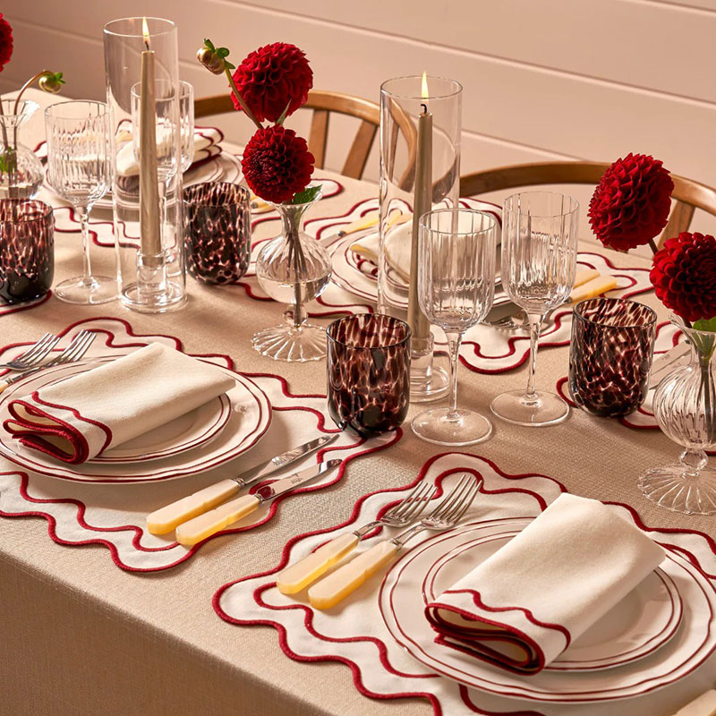 Scarlett Set of 4 Placemats, 36 x 45cm, Burgundy-1