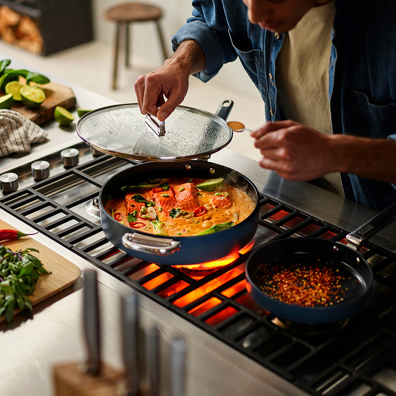 Space Folding Ceramic Non-Stick Saute Pan & Lid, 28cm, Midnight Blue-0