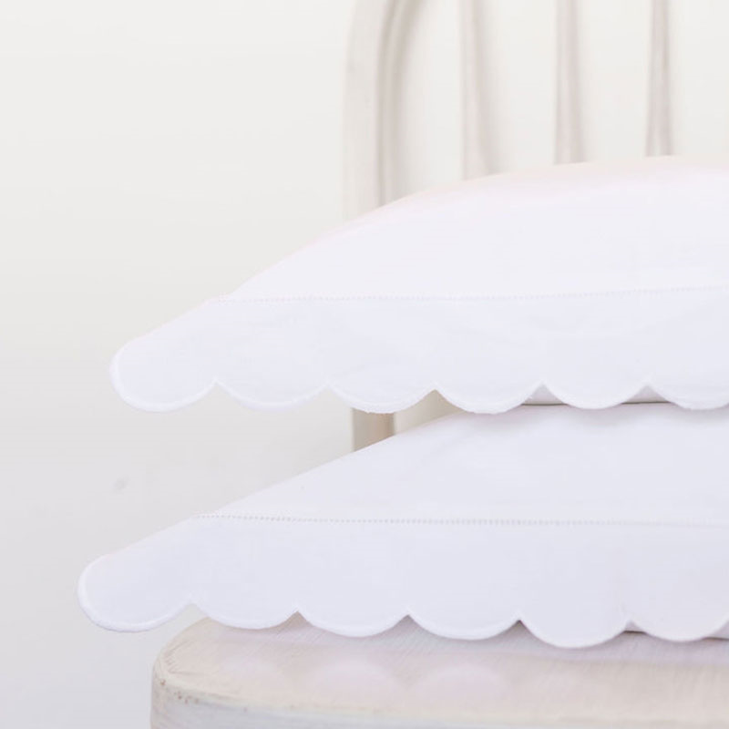 Scallop Standard Pillowcase, White-2