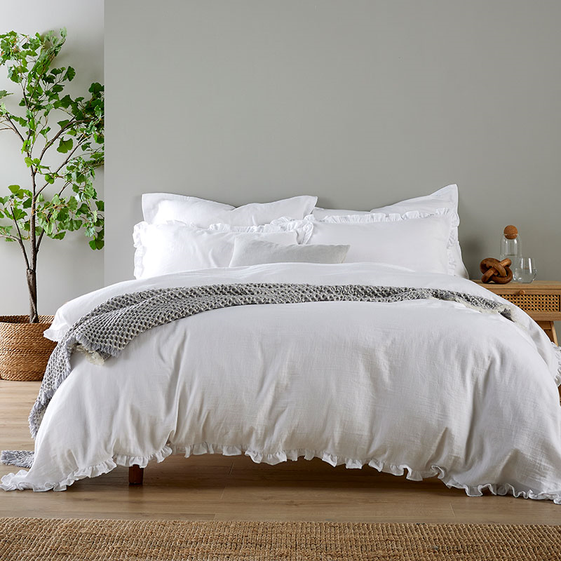 Organic Retreat Ruffle Duvet Set, Super King, White-1