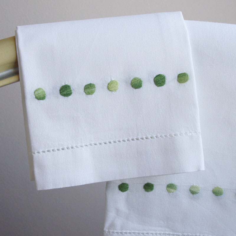 Dots Hand Towel, 38 x 58cm, White/Green-0