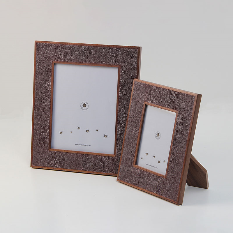 Classic Photo  Frame, 10 x 8", Mulberry Shagreen-3