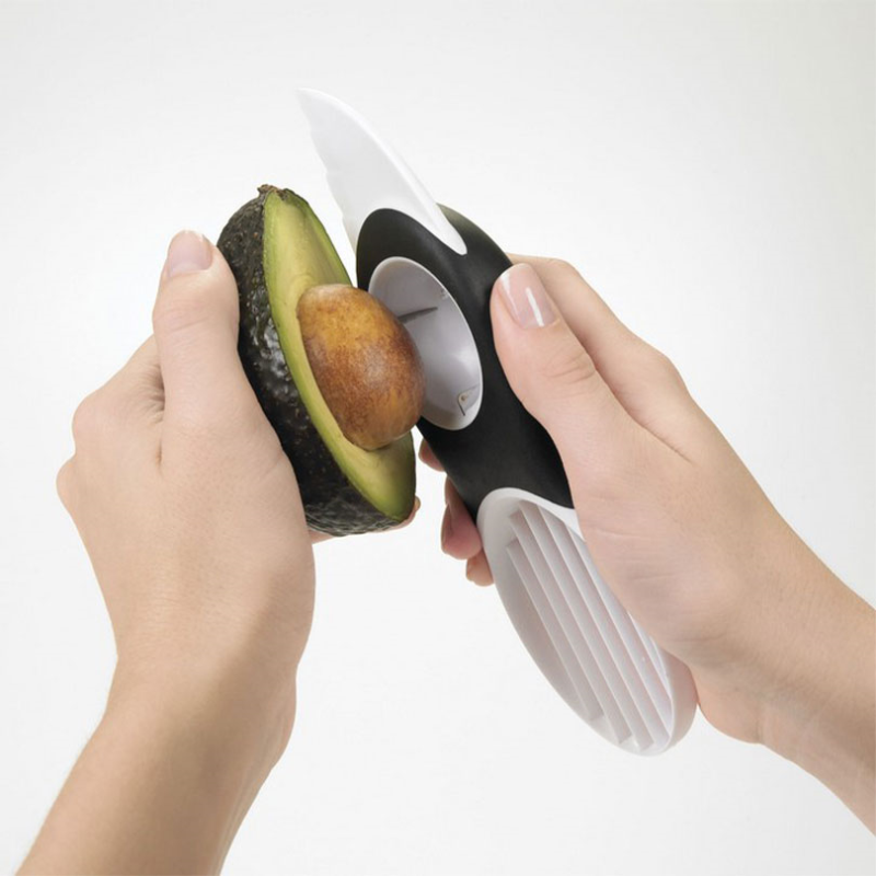 3-in-1 avocado slicer-3