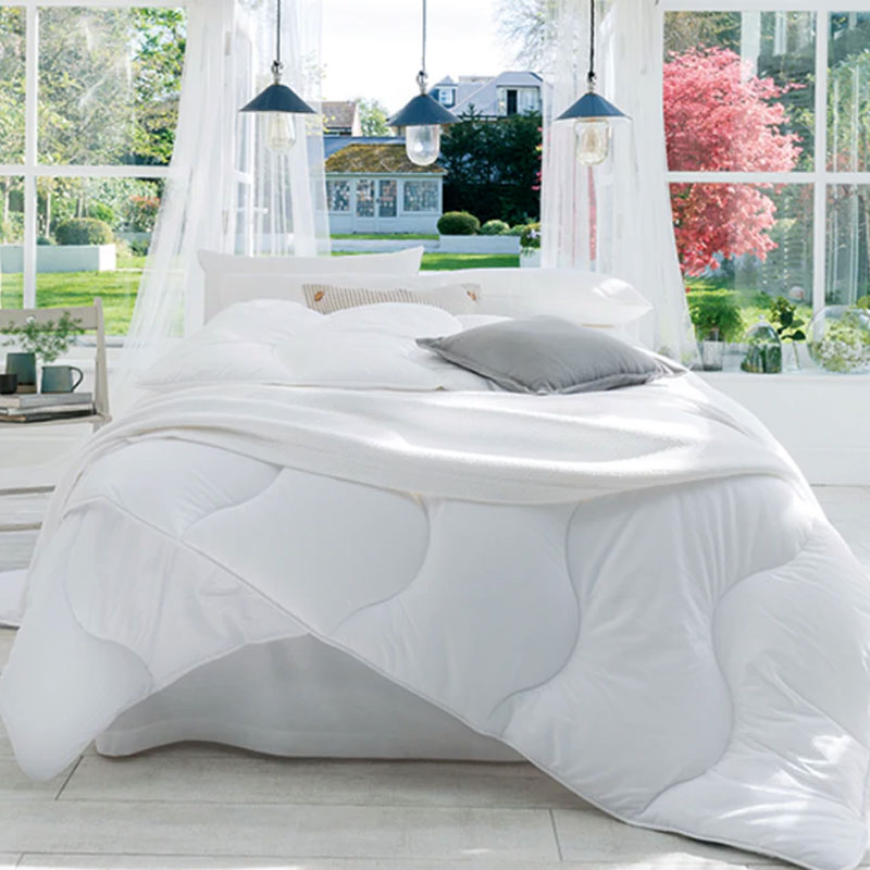 Breathe Double 13.5 tog duvet, 200 x 200cm, White-0