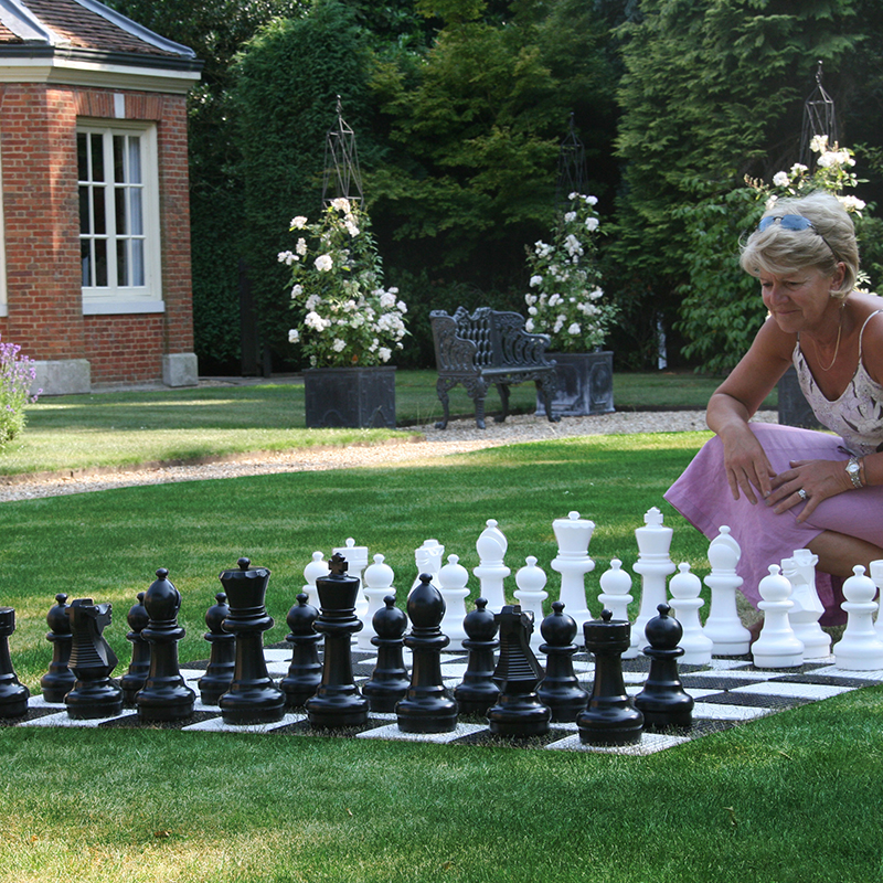 Garden Chess Pieces with Board-1