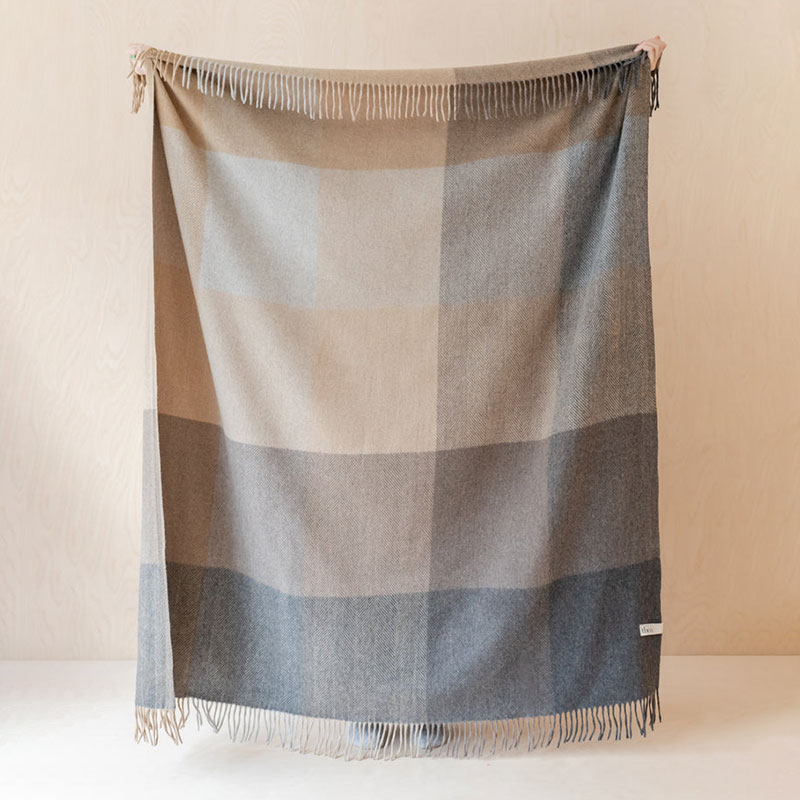 Recycled Wool Blanket, 145 x 190cm, Natural Herringbone Block Check-2