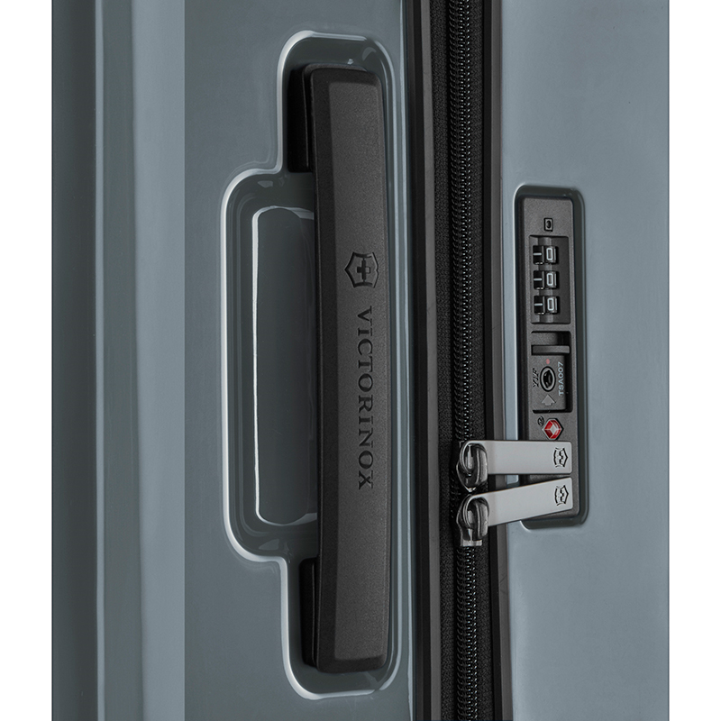 Airox Medium Hardside Case, 69cm, Silver-8