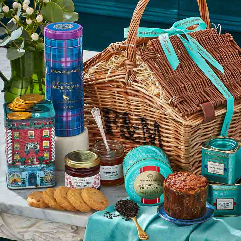 The Taste of Fortnum's Hamper-0