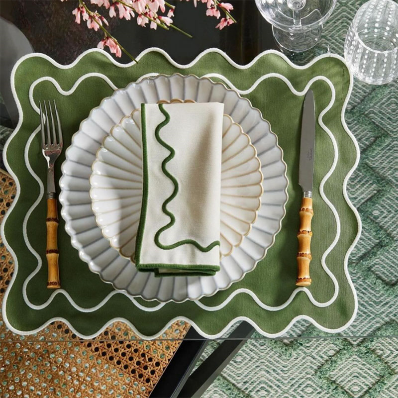 Meadow Set of 4 Placemats, L45 x W36cm, Green-0