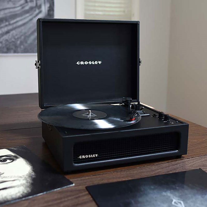 Voyager Portable Turntable, Black-1