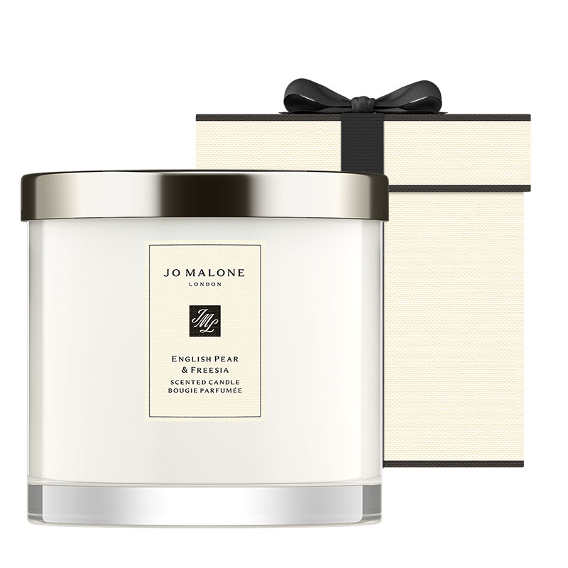 English Pear & Freesia Deluxe Candle, 600g-1