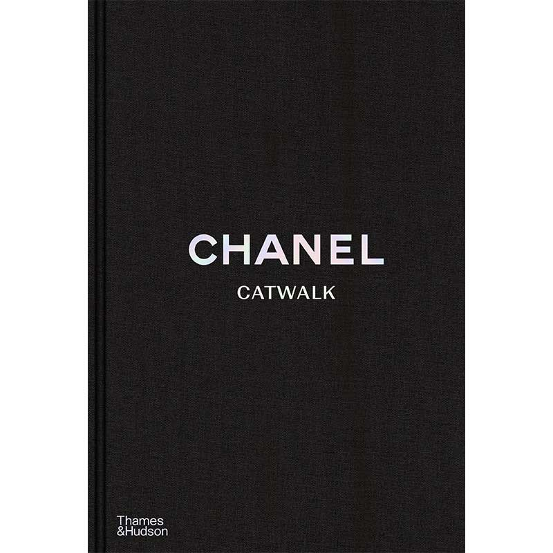 Chanel Catwalk: The Complete Fashion Collections Book-0