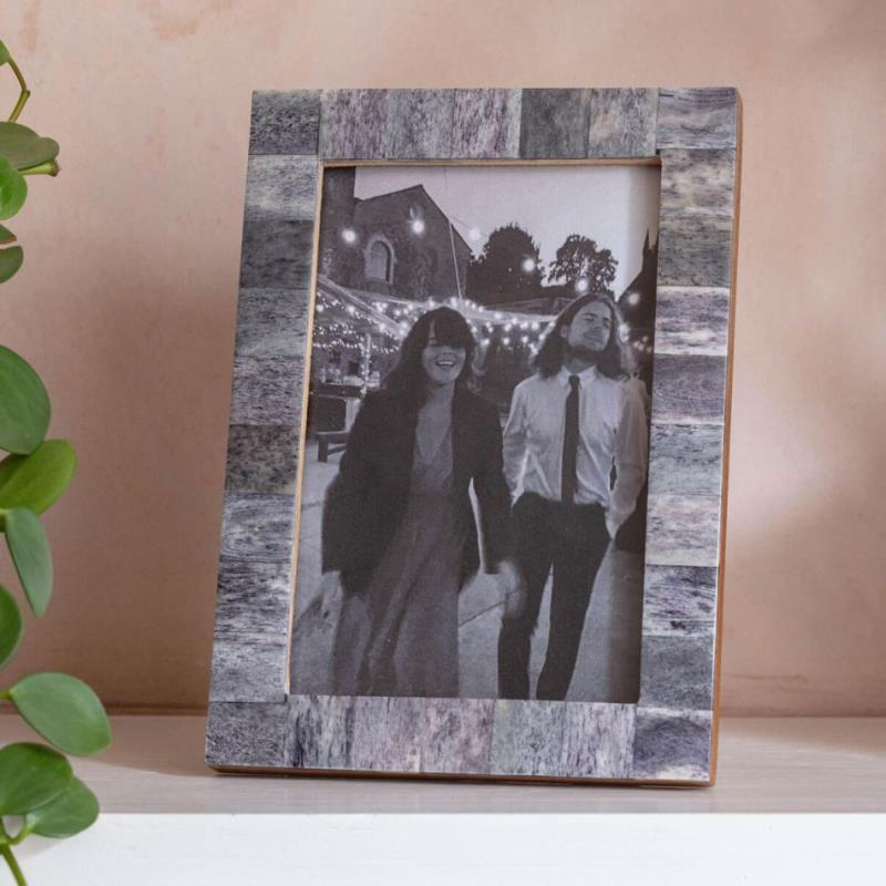 Bone Photo Frame, 6 x 4", Gray-1