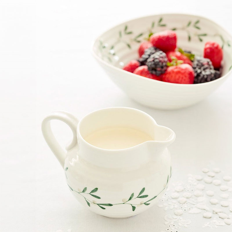 Mistletoe Creamer, 280ml, White/ Green-1