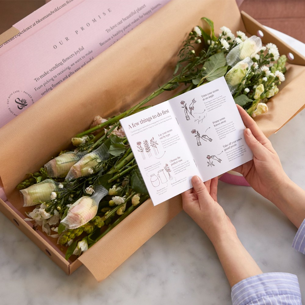 Lux Letterbox flower subscription, 3 months-2