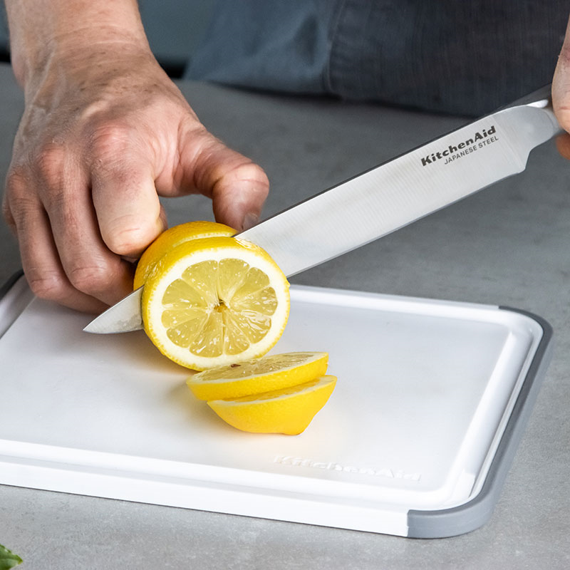 Classic Non Slip Chopping Board, 20 x 25cm-5