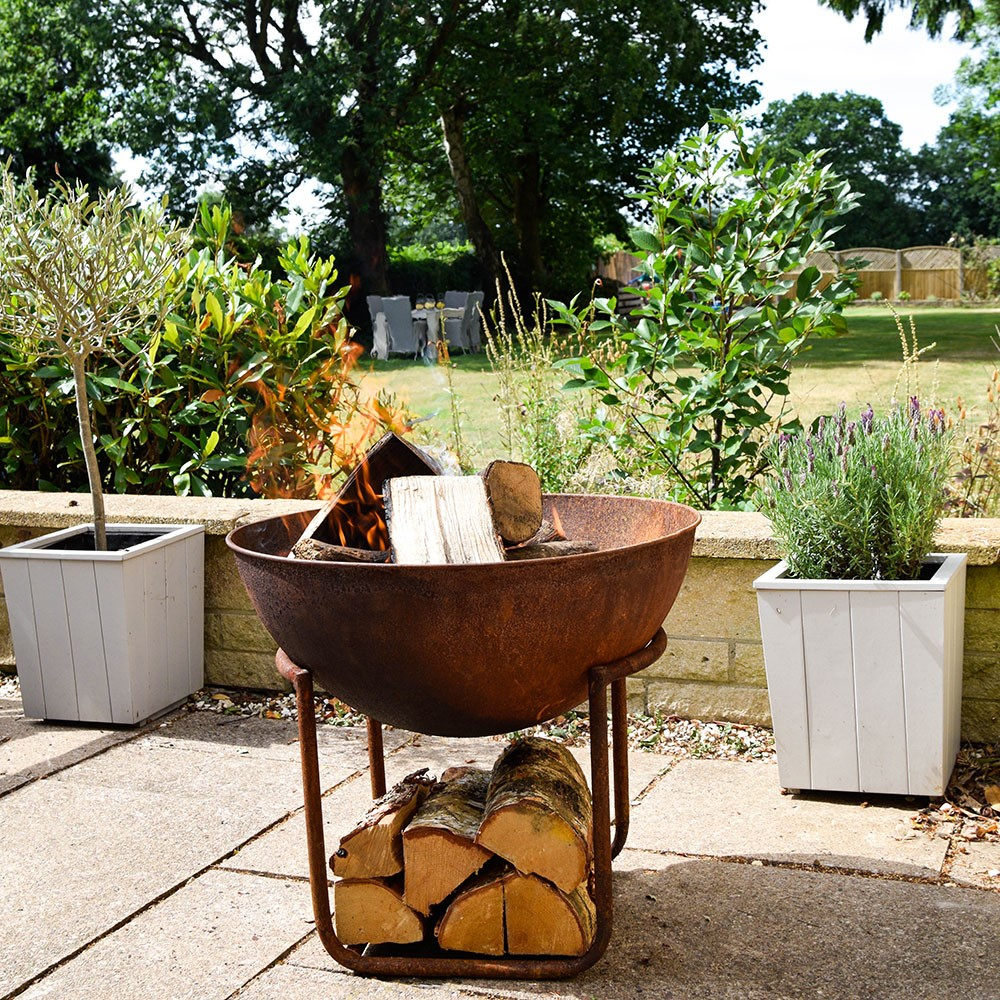 Outdoor cast iron firebowl on stand, W57cm, Rust-1