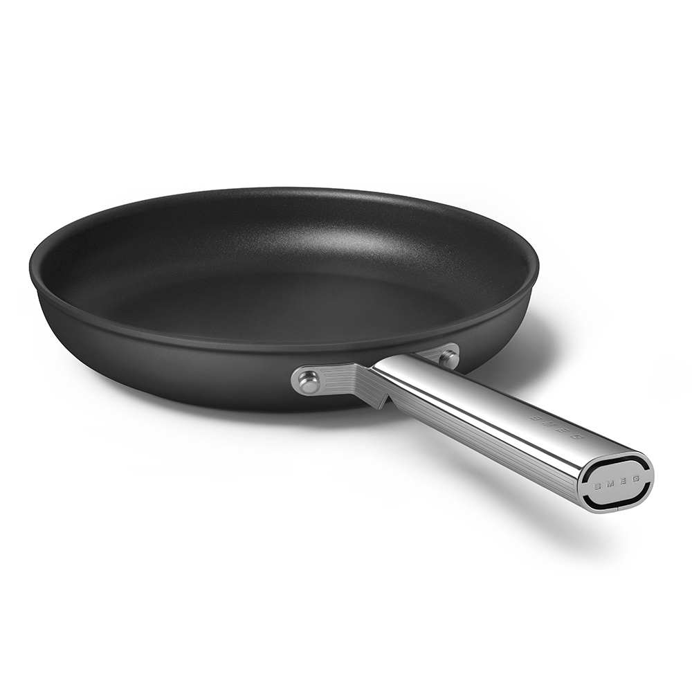 Retro 50's Style Non-Stick Frying Pan, 28cm, Black-1