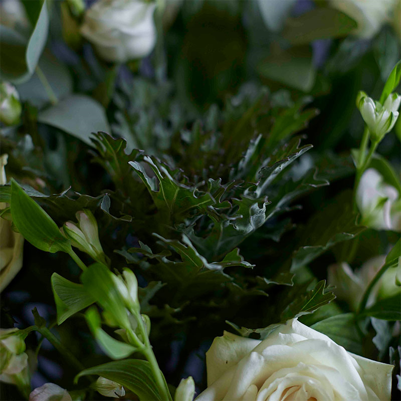 Classic 6 Month Flower Subscription and Bespoke Vase-7