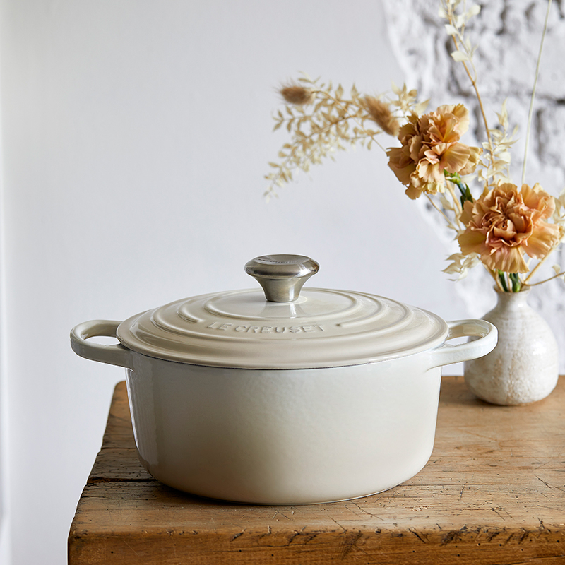 Signature Cast Iron Round casserole, 28cm - 6.7 litre, Meringue-5