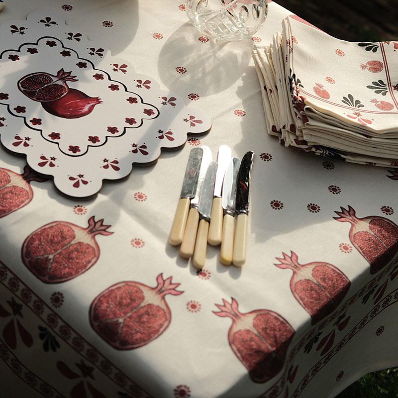 Bell Hutley Tablecloth, 138cm x 260cm, Pomegranate-0