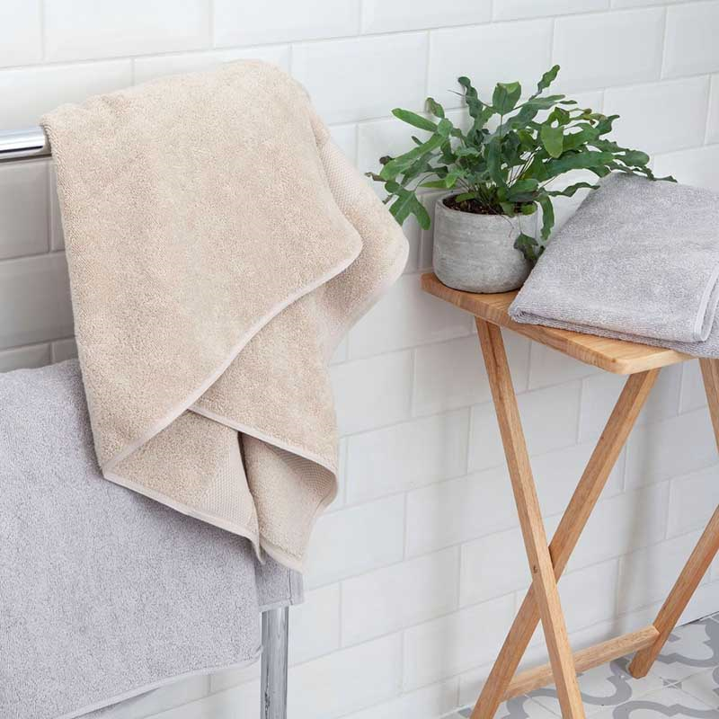 Organic 600gsm The Bath Towel, 70 x 140cm, Flax-0