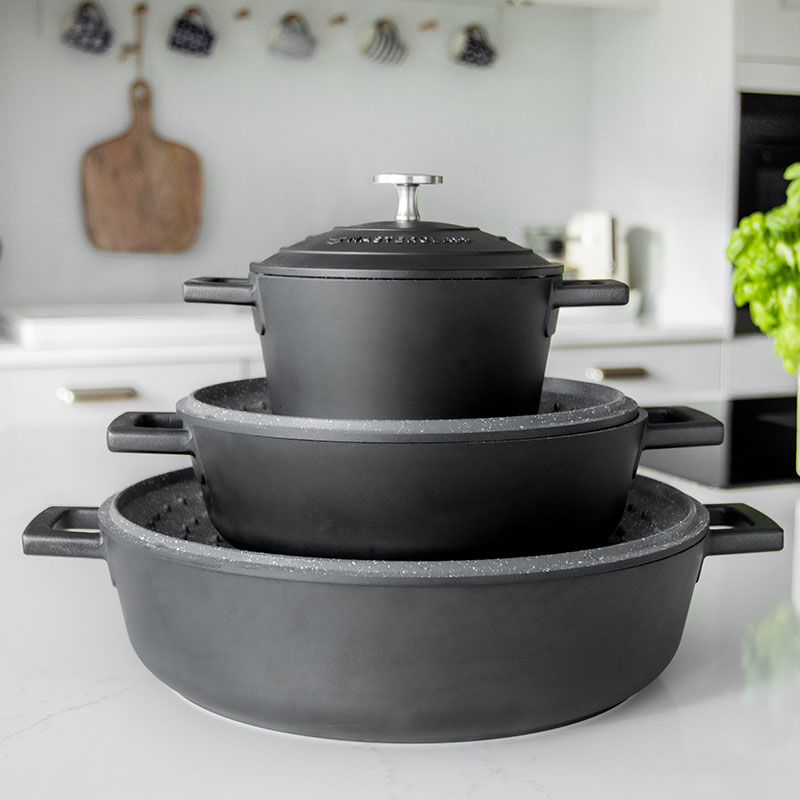 Cast Aluminium Casserole Dish, 1.4L, Black-1