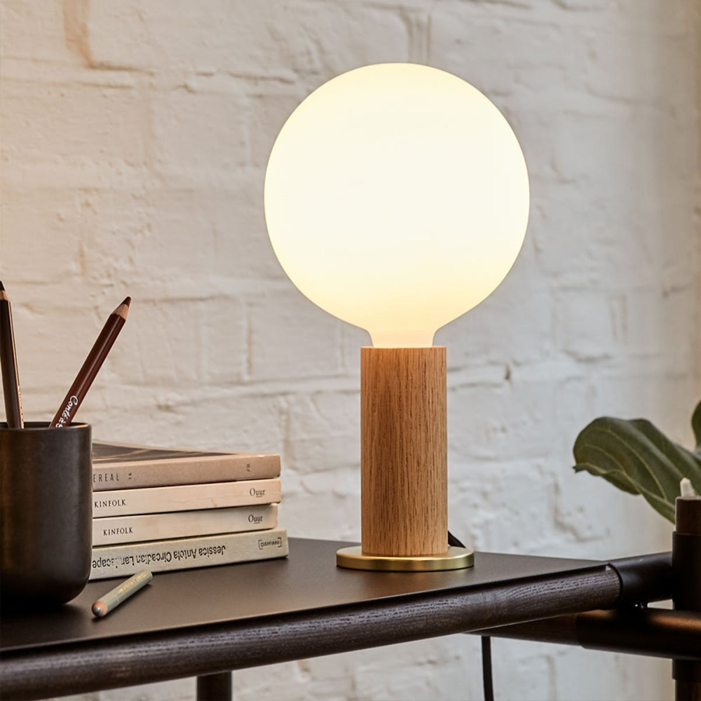 Knuckle Pendant Table lamp with sphere bulb, H30 x D15cm, Oak & Brass-0