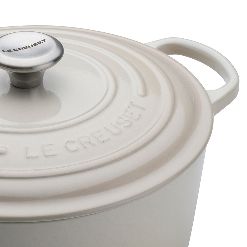 Signature Cast Iron Round casserole, 24cm - 4.2 litre, Meringue-4