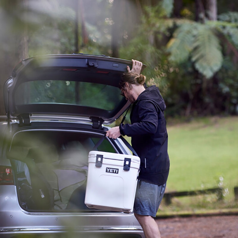 Roadie 60 Wheeled Cooler, H52cm, White-5