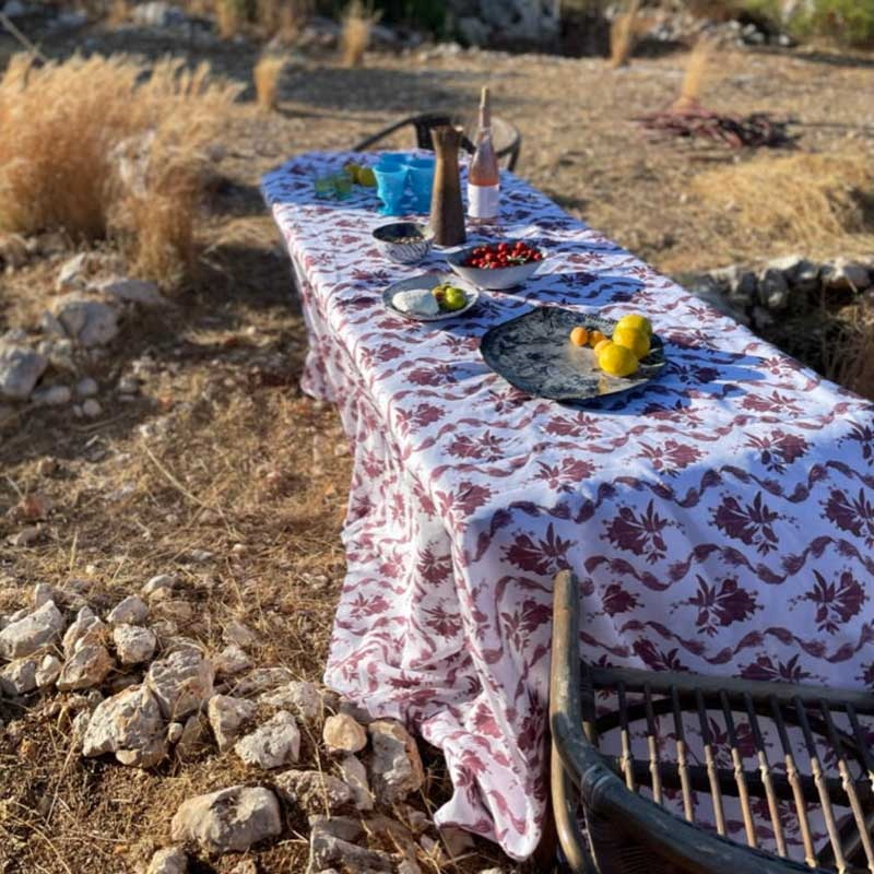 La Plume Linen Tablecloth, 170 x 260cm-0