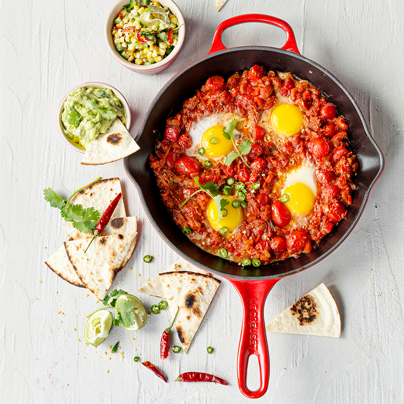 Signature Cast Iron Round skillet, 23cm, Cerise-4