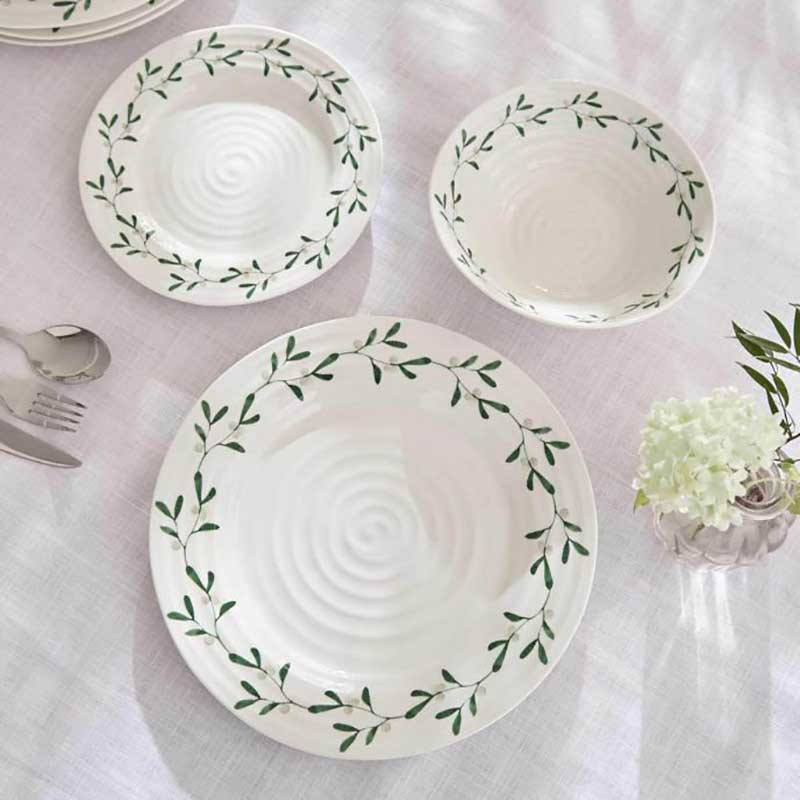 Mistletoe 12 Piece Dinnerware Set, White/Green-3