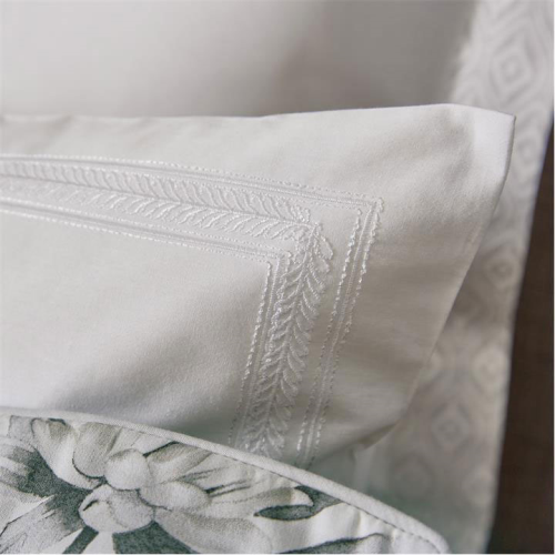 King Protea & Paradesia Pillow Case, White-1