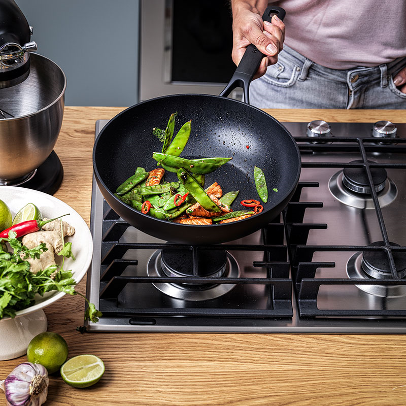 Classic Forged - Ceramic Non-Stick Wok, 28cm, Black-5