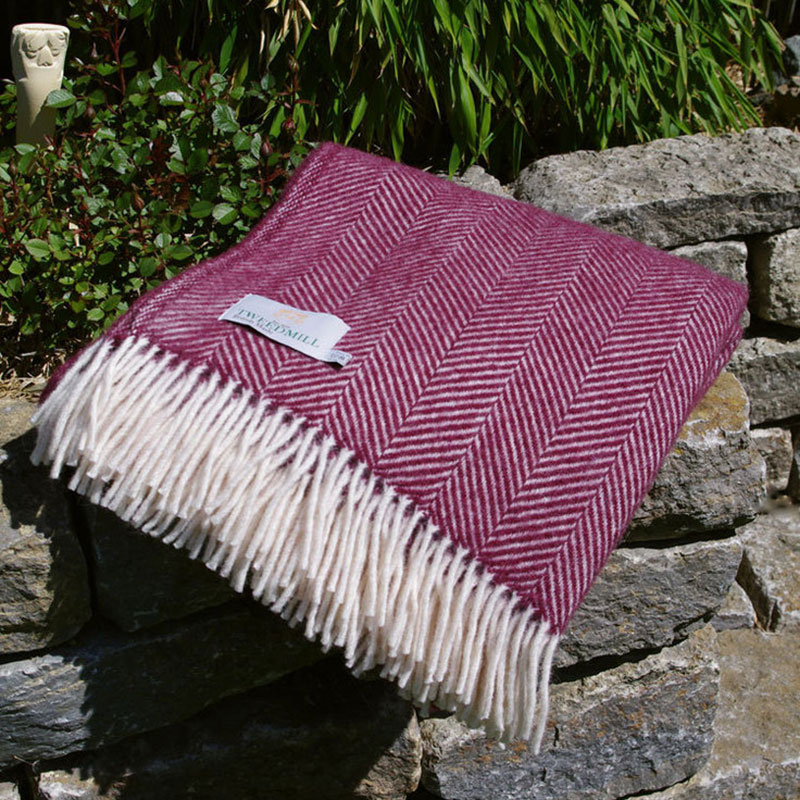 Fishbone Throw, 150 x 183cm, Rosewood-1