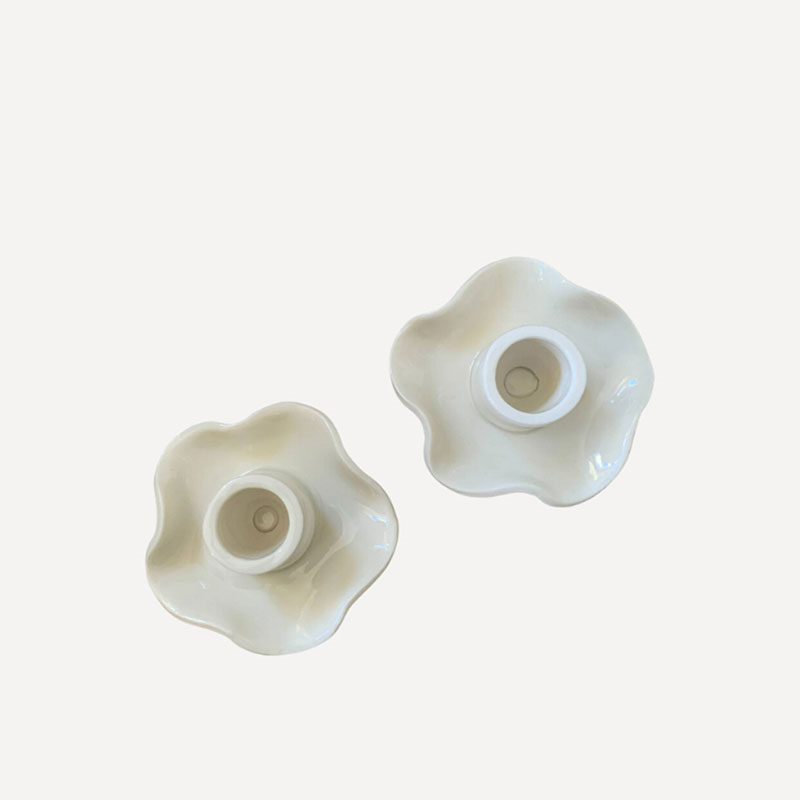 Joanna Ling Pair of Porcelain Wave Candleholders, H3.5cm, White-1