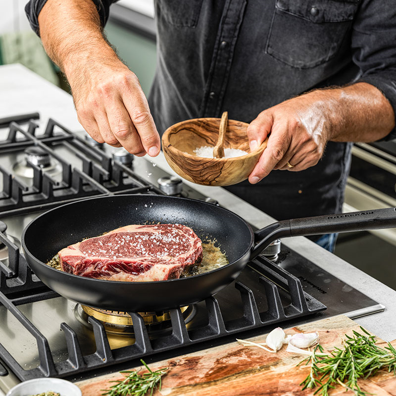 Classic Forged Non-Stick Frying Pan, 30cm, Black-9