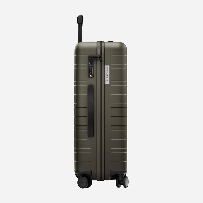 H6 Essential Suitcase, H64 x W24 x L46cm, Dark Olive-2