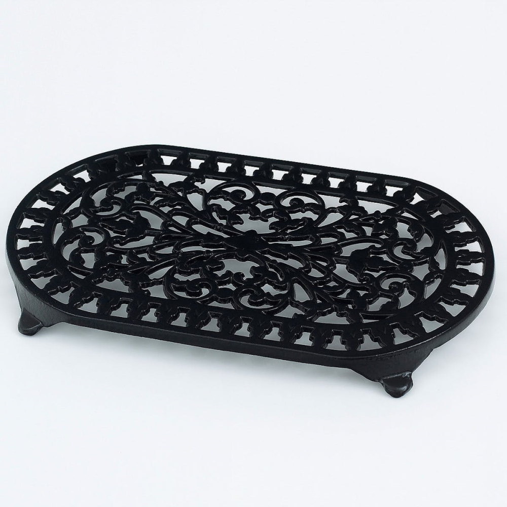 Traditional Oval trivet, Black-0