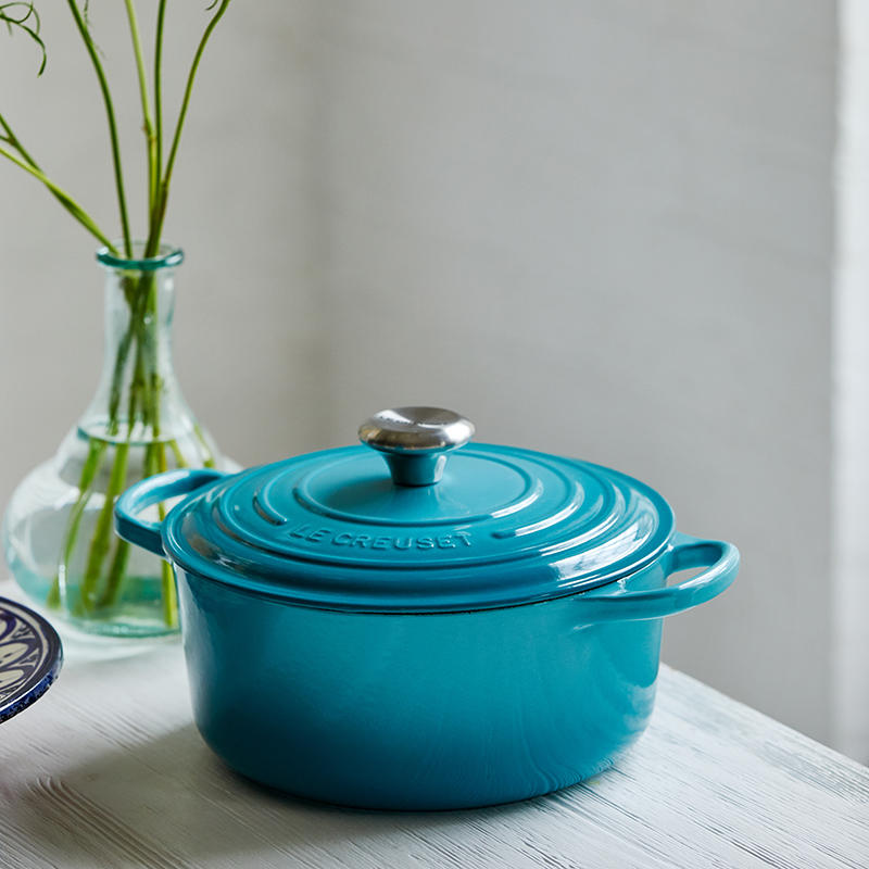 Signature Cast Iron Round casserole, 24cm - 4.2 litre, Teal-5