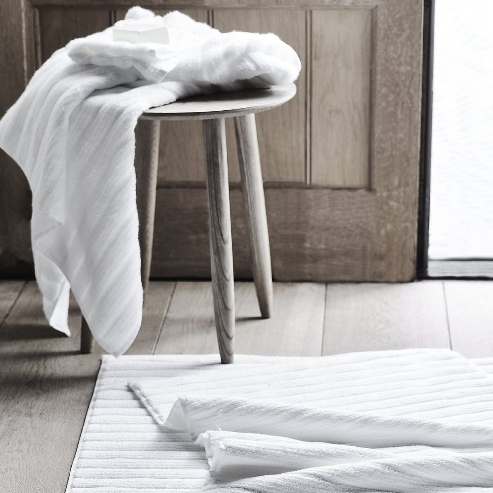 Hydrocotton Bath towel, 70 x 125cm, White-1