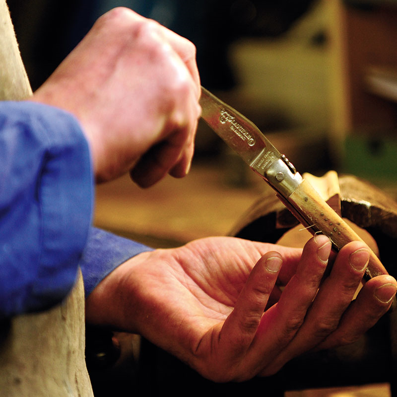 Laguiole Cheese Knife, Buffalo Horn Handle-2