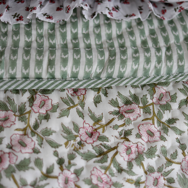 Floral Quilt, Double, Green & Pink-1