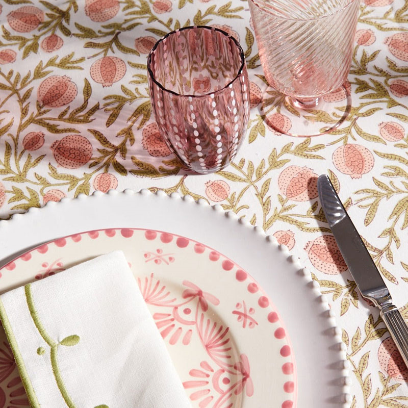 Alana Tablecloth, 150 x 315cm, Pomegranate-3